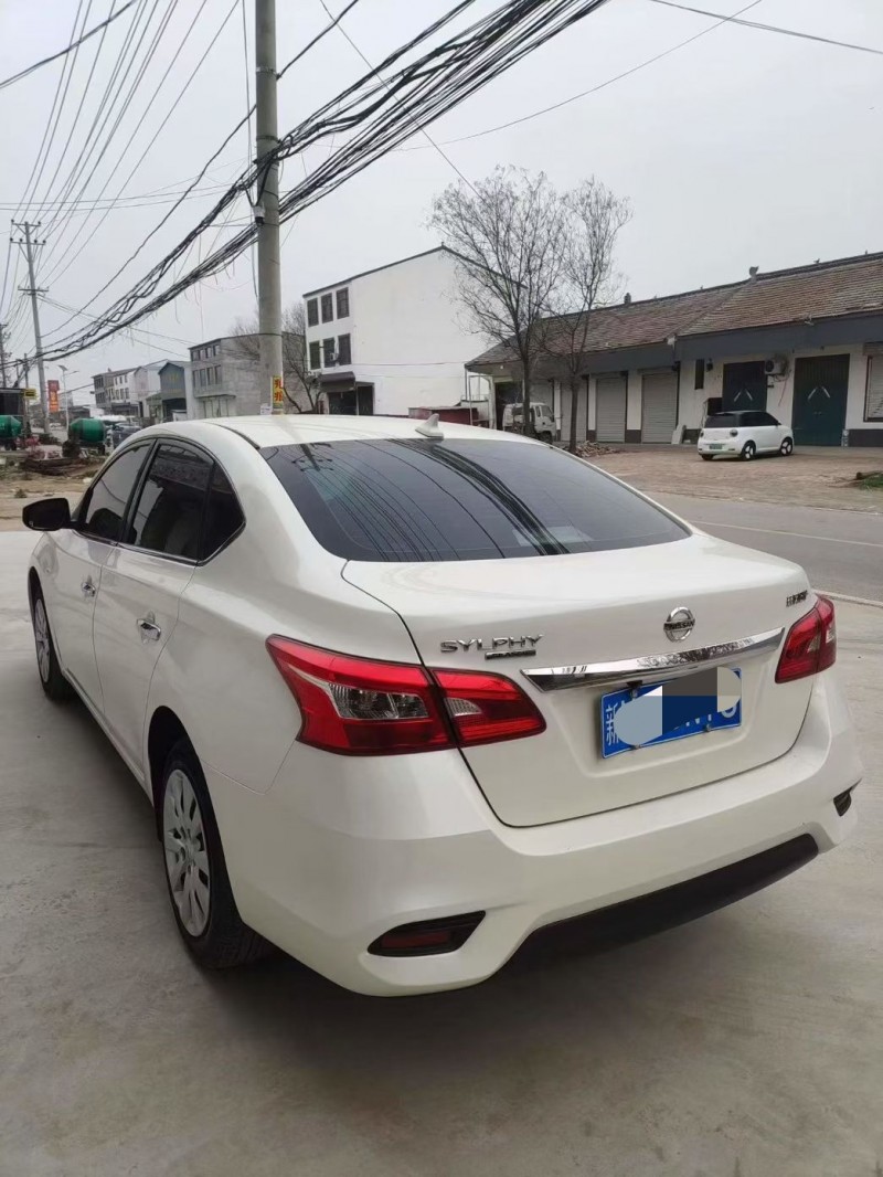 邯郸23年日产轩逸5