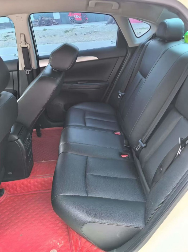 邯郸23年日产轩逸7