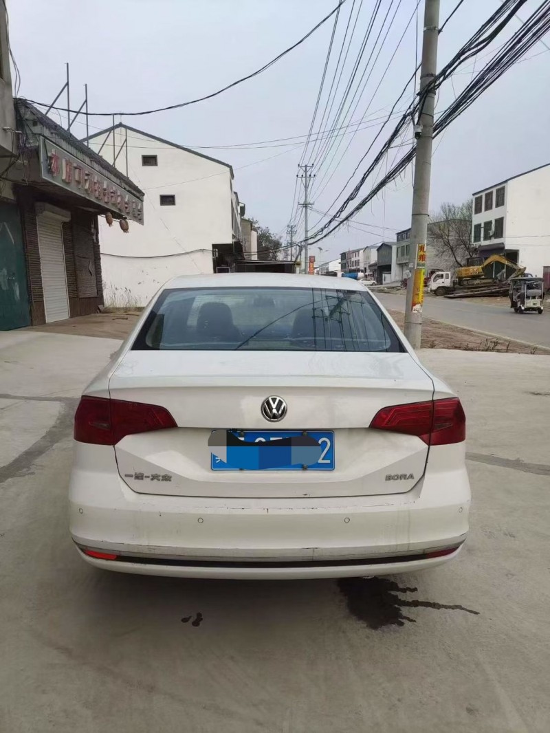 邯郸16年大众宝来4
