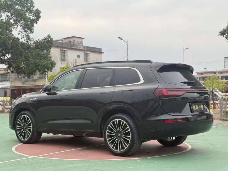 广州24年华为智选问界7