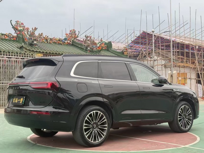 广州24年华为智选问界8