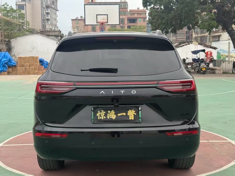 广州24年华为智选问界9