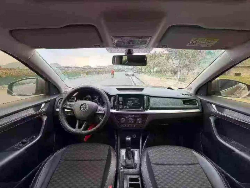 湛江20年斯柯达柯米克5