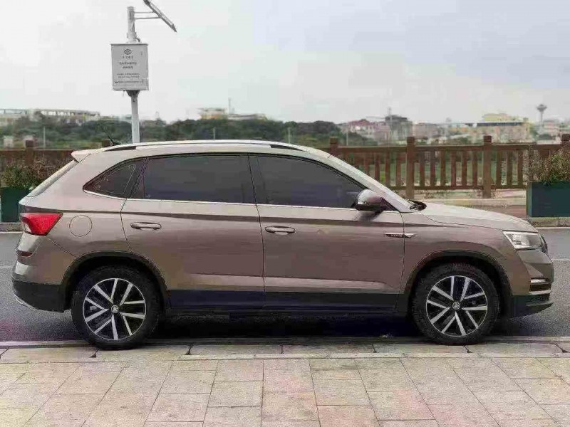 湛江20年斯柯达柯米克8