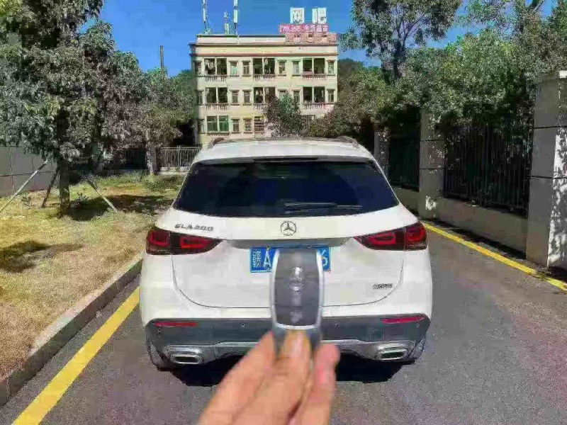 珠海22年奔驰GLA9