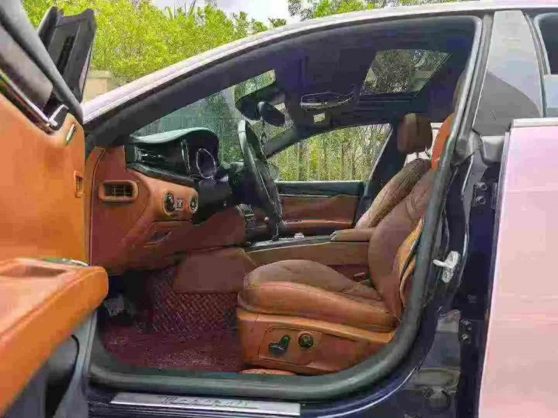 湛江21年玛莎拉蒂总裁7