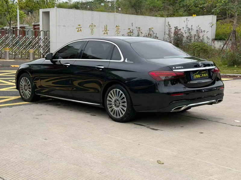 厦门22年奔驰E7