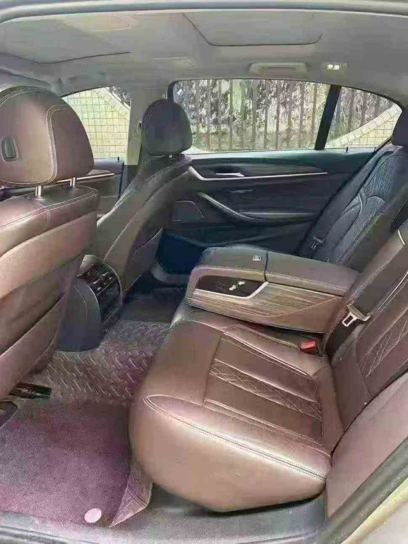 湛江19年宝马5系4