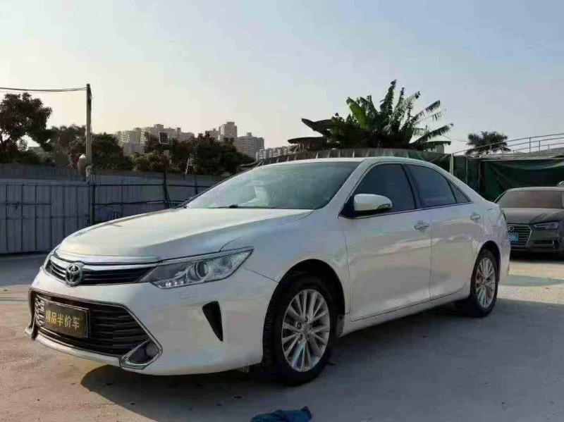 汕头16年丰田凯美瑞2