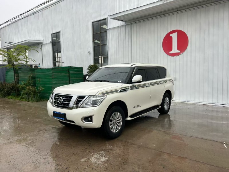 徐州18年日产途乐2