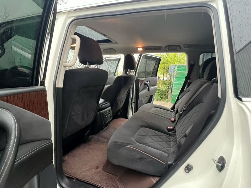 徐州18年日产途乐5