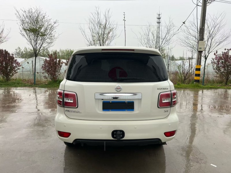 徐州18年日产途乐9