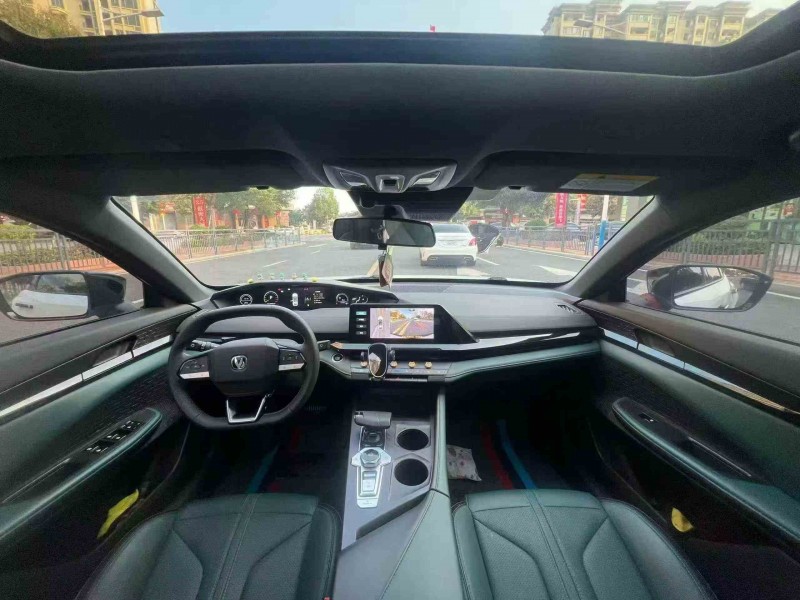 深圳24年长安汽车UNI7