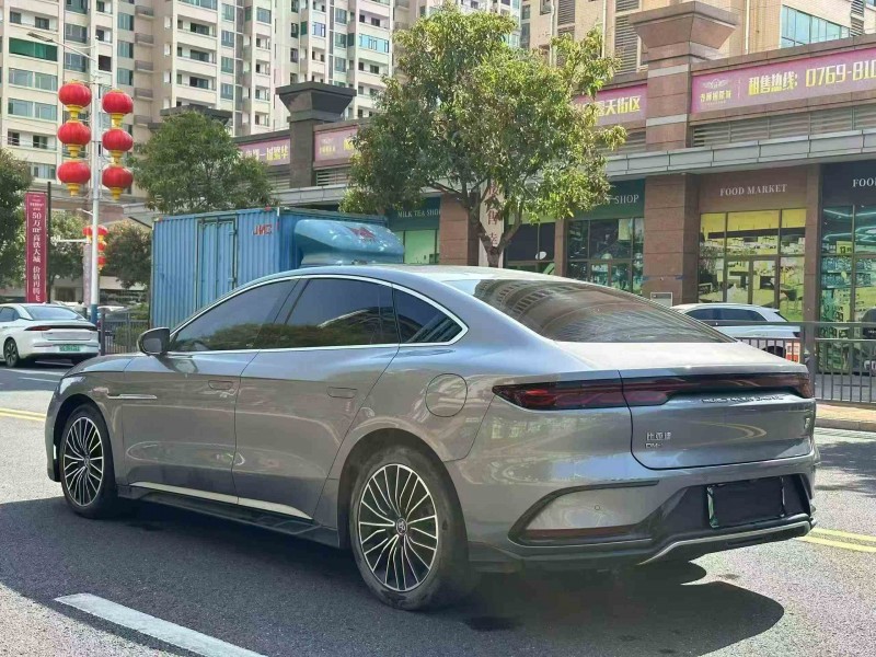 湛江22年比亚迪汉DM9