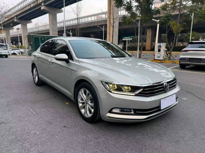 长沙19年大众迈腾3