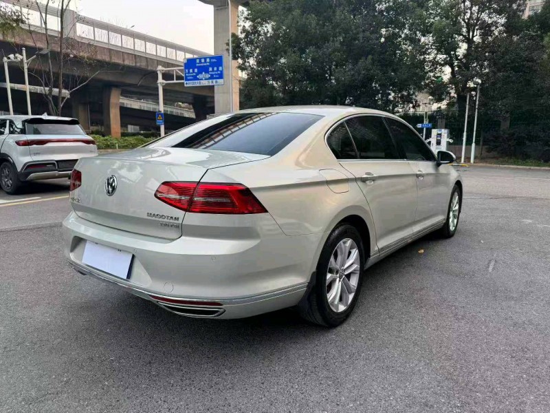 长沙19年大众迈腾4