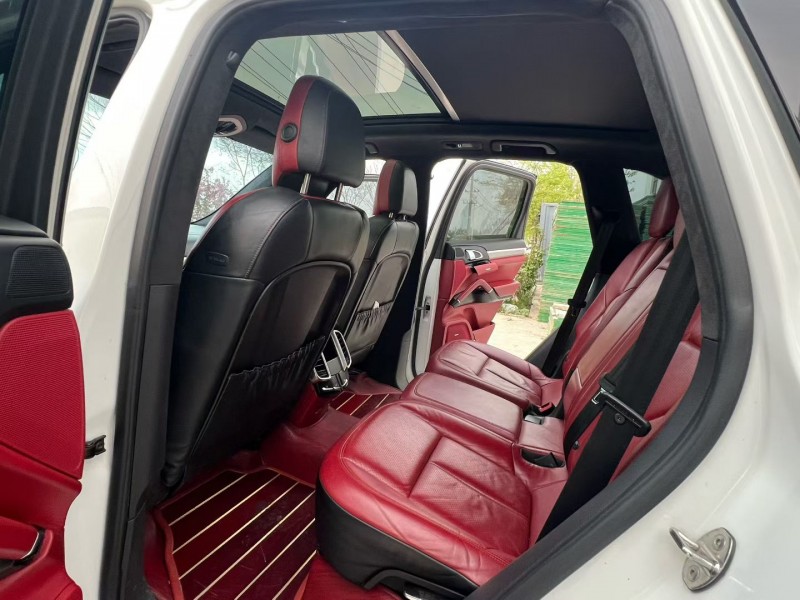 徐州14年保时捷卡宴6