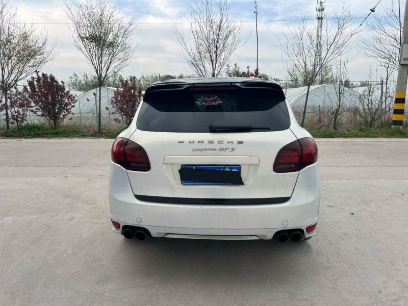 徐州14年保时捷卡宴9