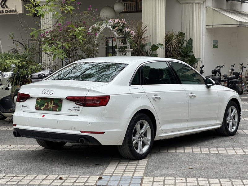 东莞17年奥迪A4L8