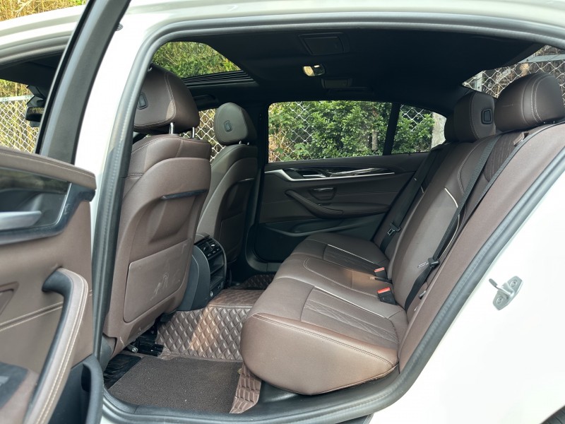 东莞21年宝马5系5