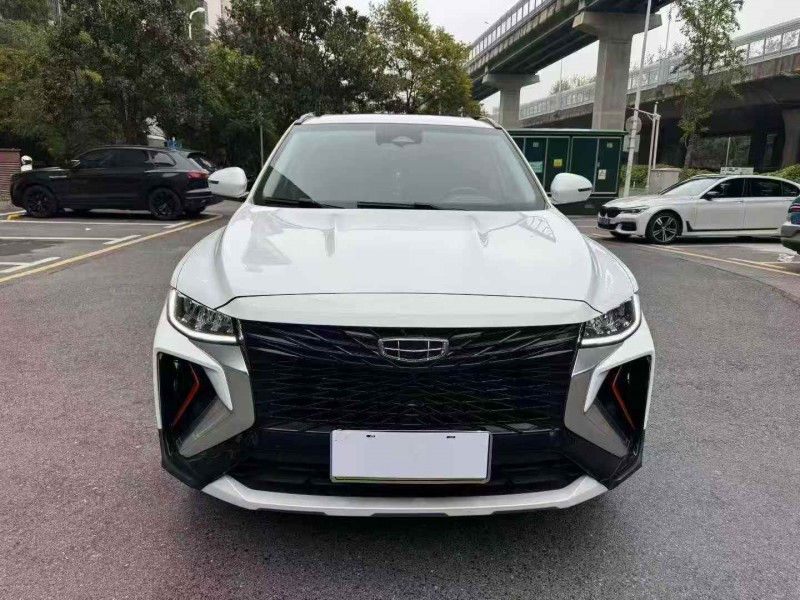 长沙21年吉利博越1