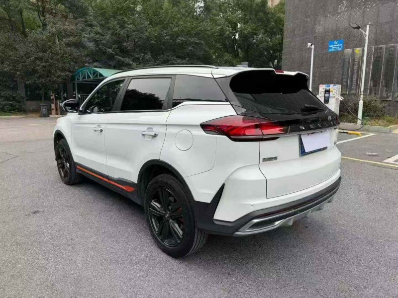 长沙21年吉利博越6