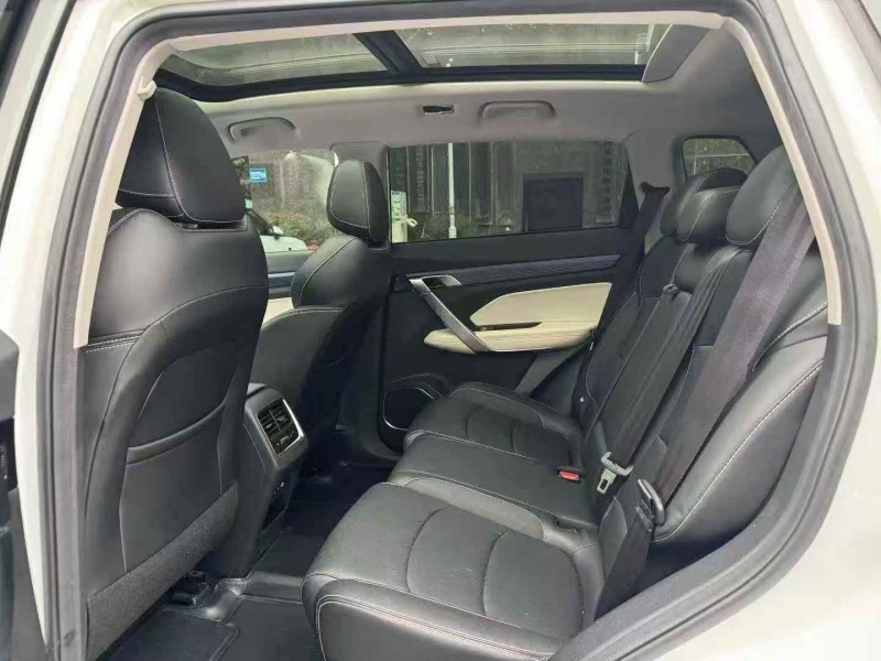 长沙21年吉利博越8