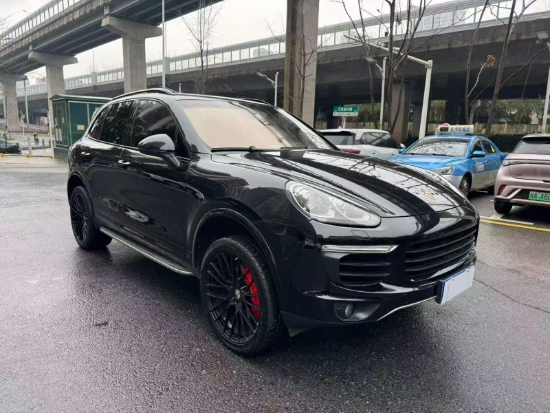 长沙17年保时捷卡宴2