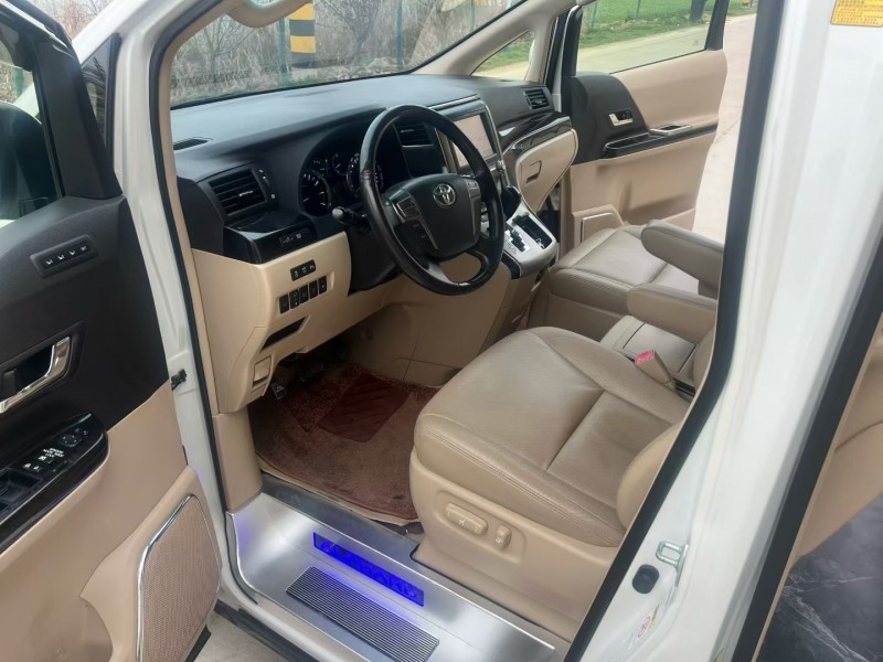 徐州14年丰田埃尔法5