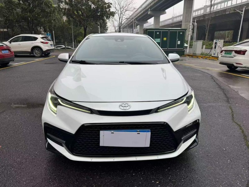 长沙21年丰田雷凌1