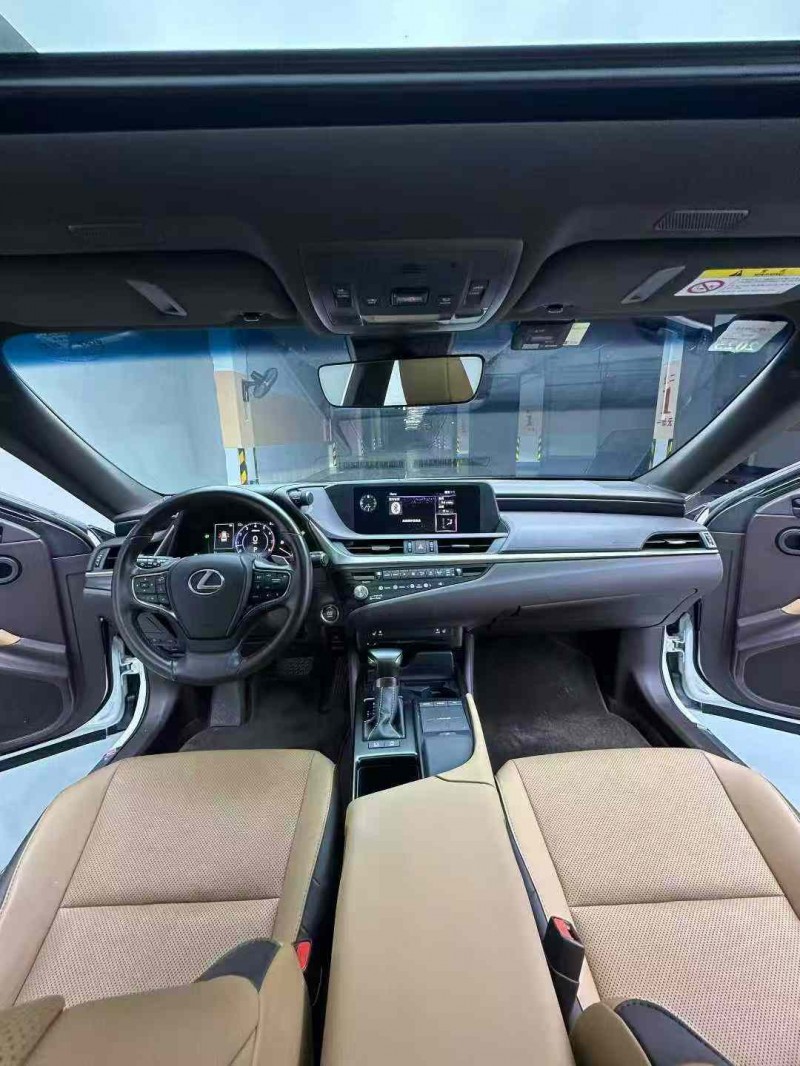 惠州21年雷克萨斯ES4