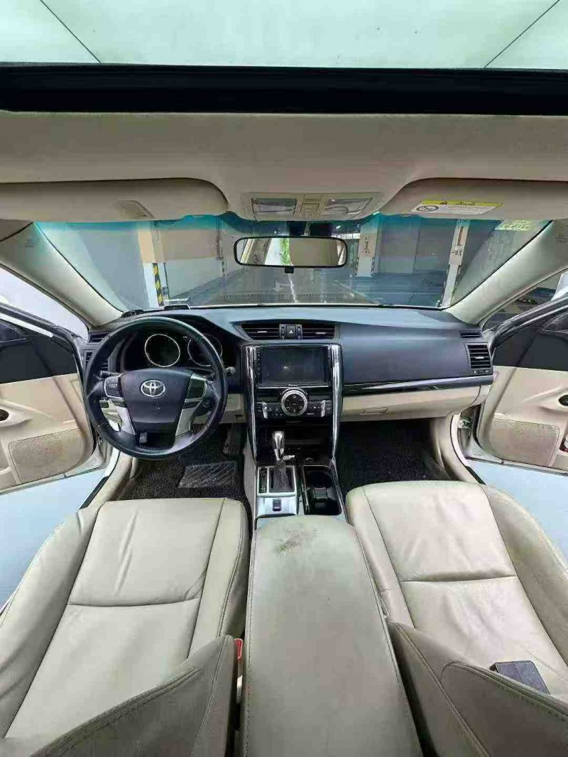 惠州11年丰田锐志5