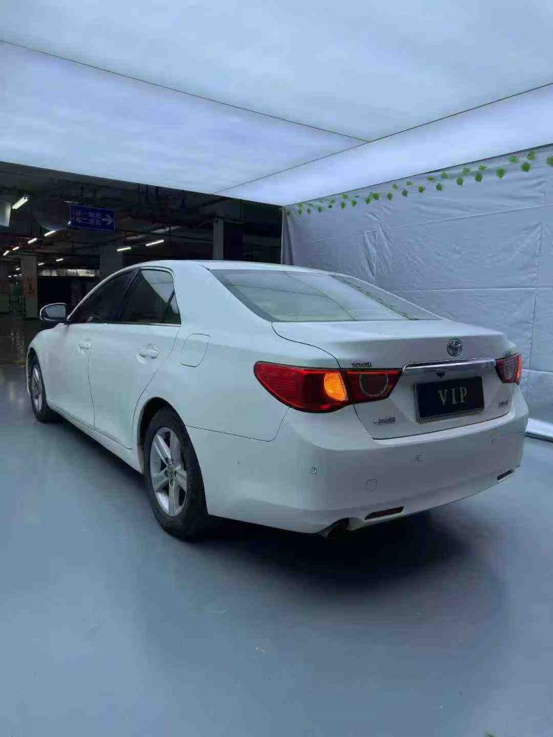 惠州11年丰田锐志9