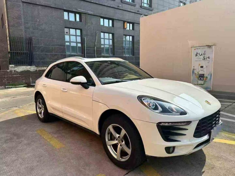 泉州17年保时捷Macan3