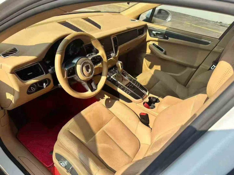 泉州17年保时捷Macan6
