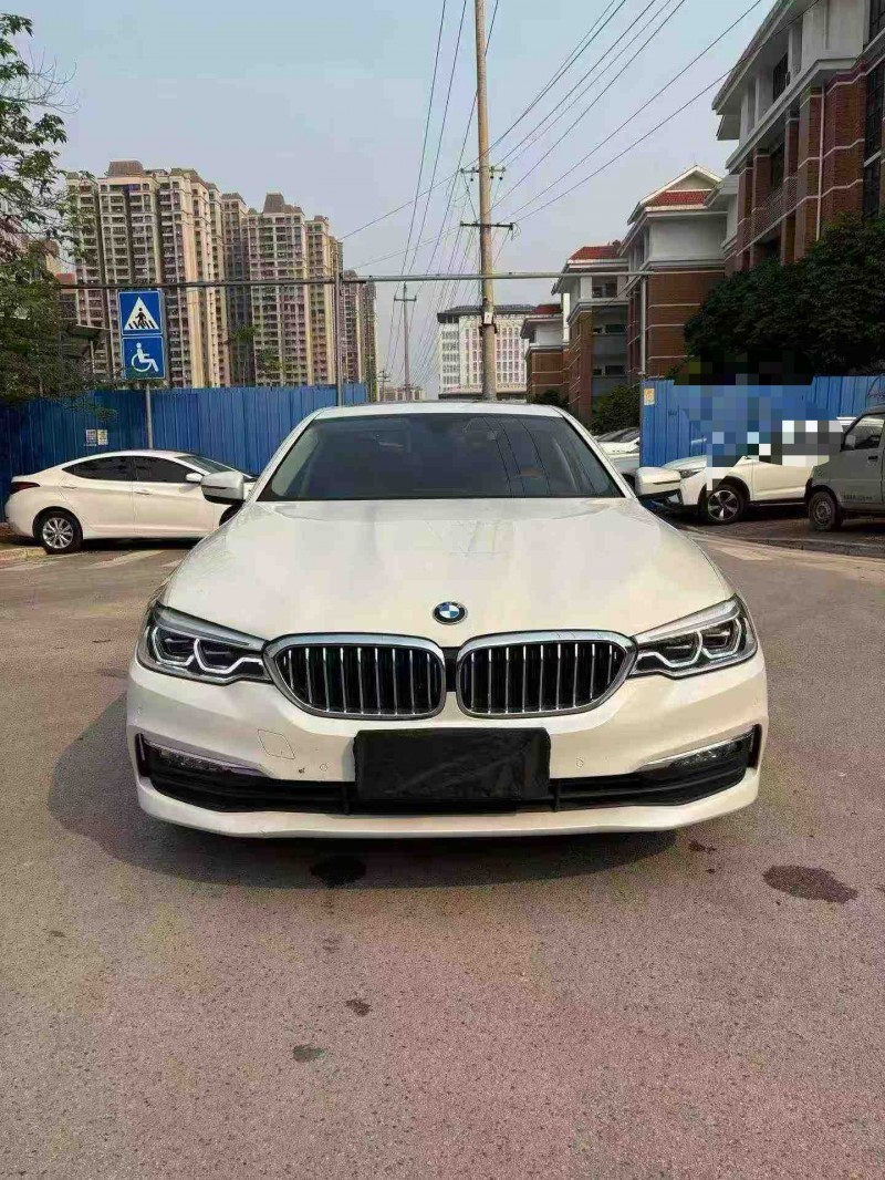 南宁18年宝马5系1