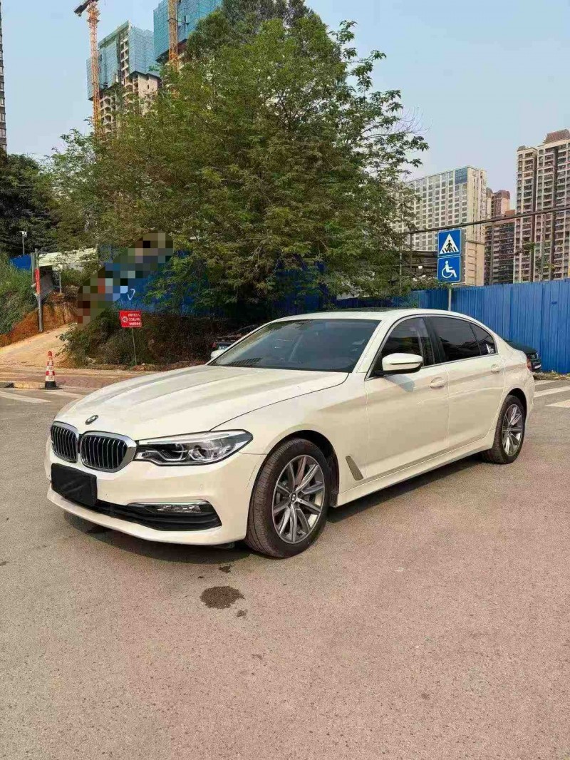 南宁18年宝马5系3