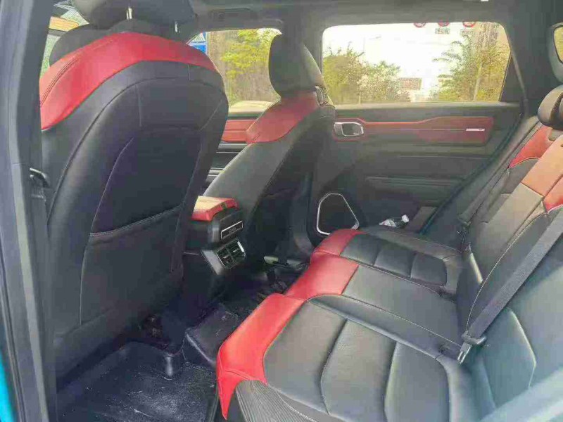 南宁21年吉利icon6