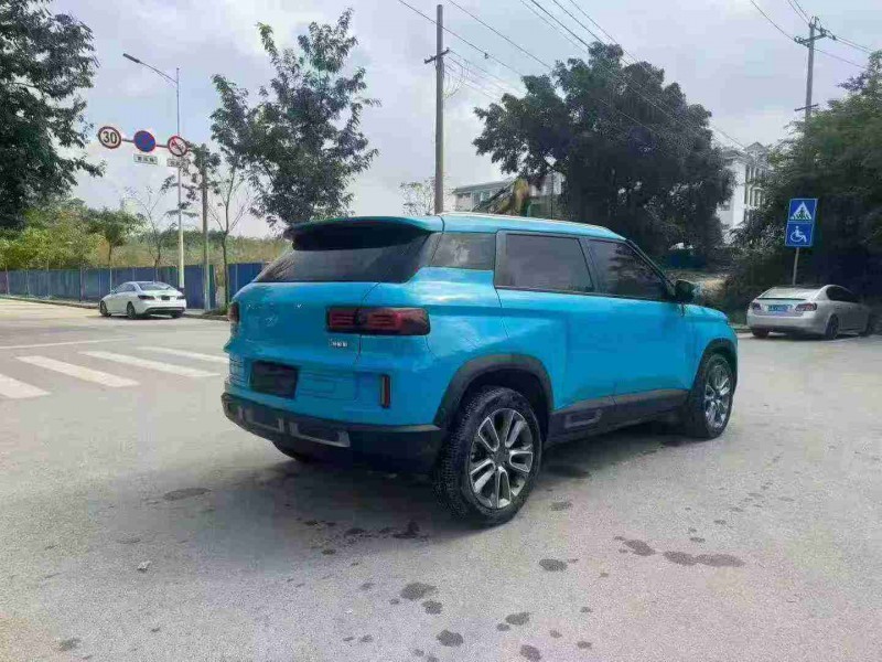 南宁21年吉利icon7