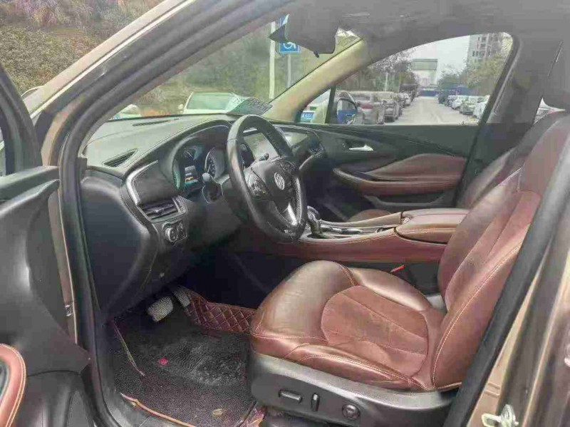 南宁17年别克昂科威4