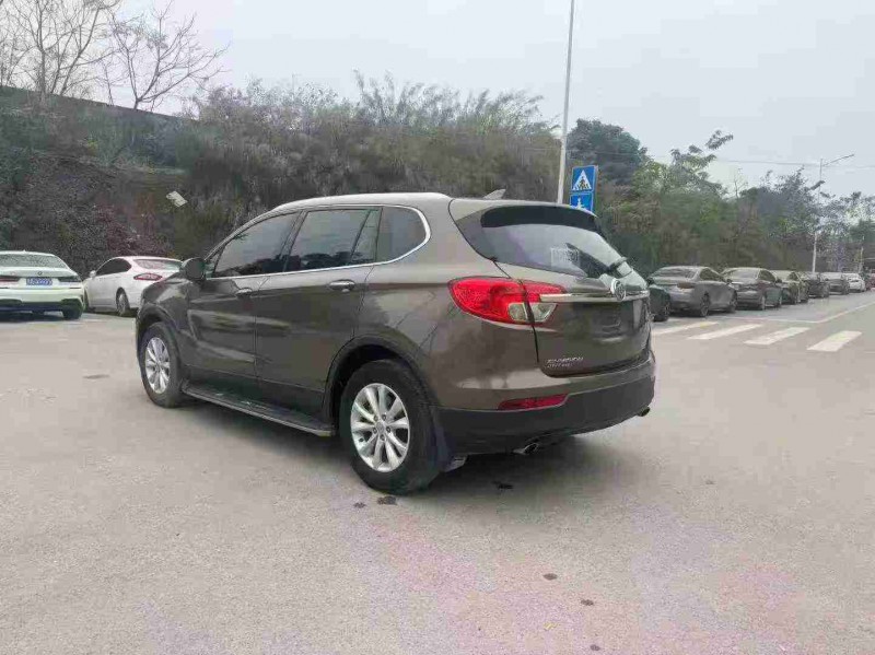 南宁17年别克昂科威8