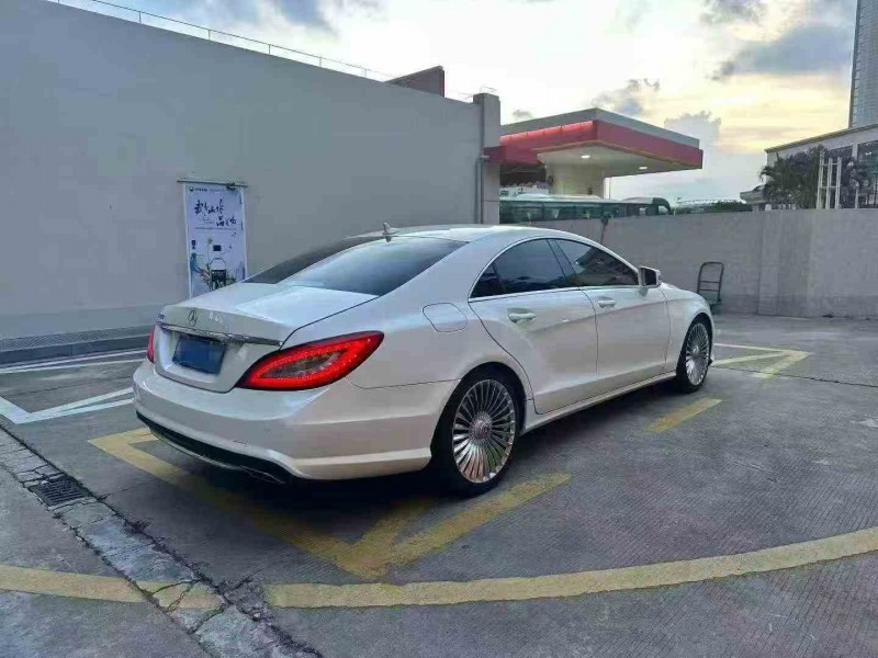 三明15年奔驰CLS7