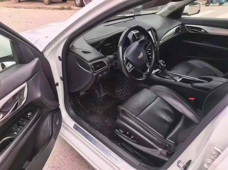 南宁17年凯迪拉克ATS-L4