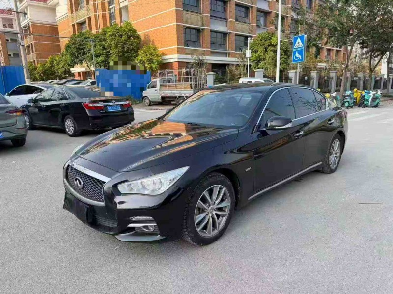 南宁16年英菲尼迪Q502