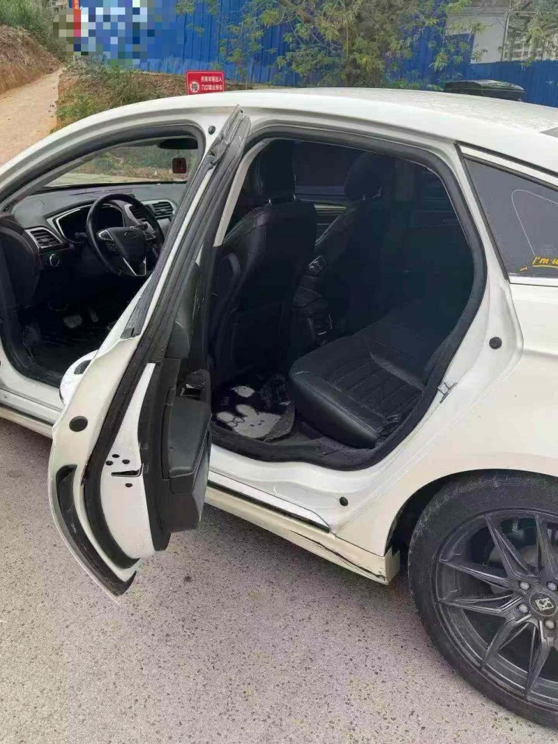 南宁14年福特蒙迪欧6