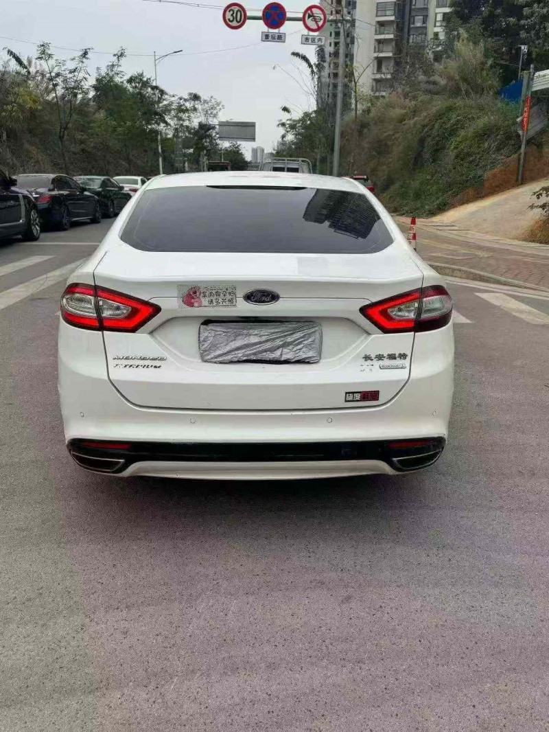 南宁14年福特蒙迪欧9