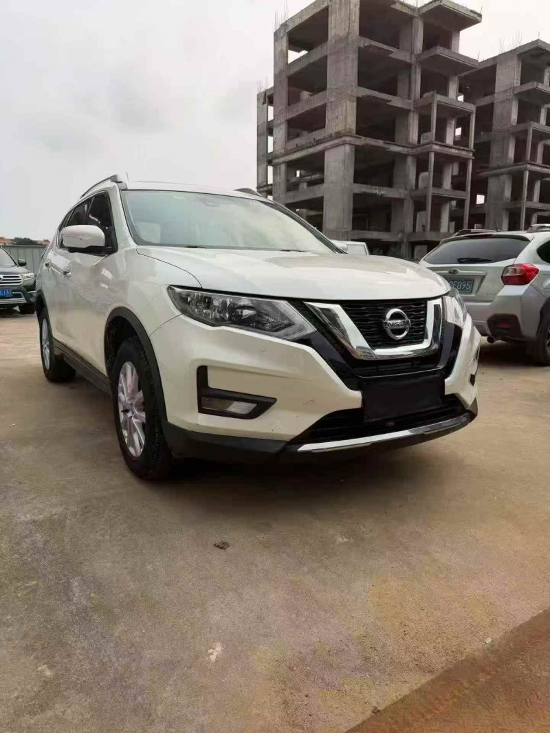 北海22年日产奇骏3