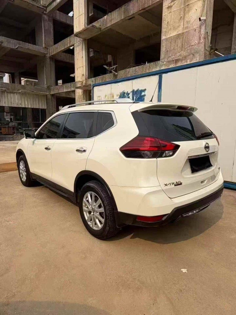 北海22年日产奇骏8