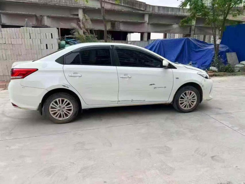 南宁17年丰田威驰6