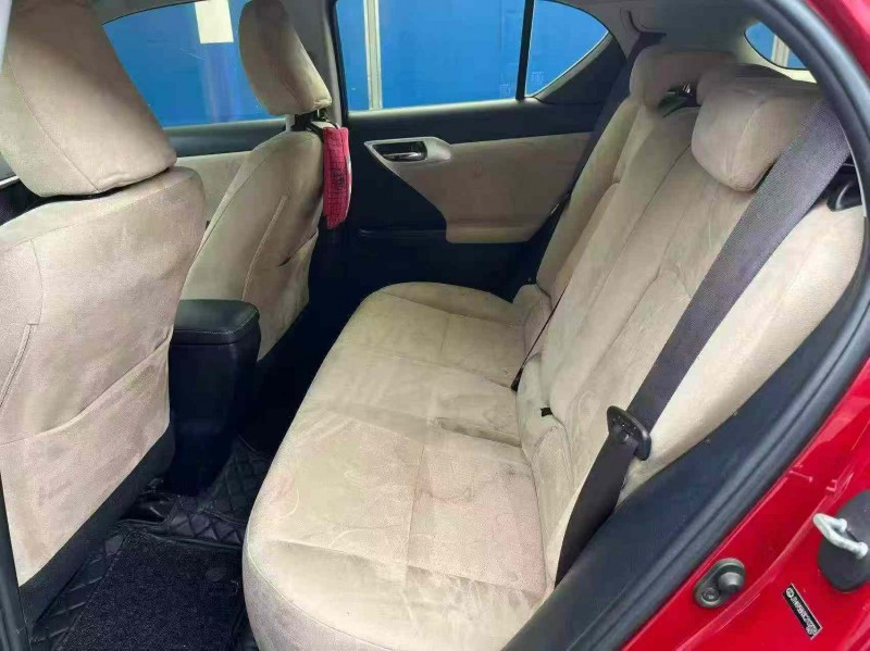 南宁12年雷克萨斯CT6